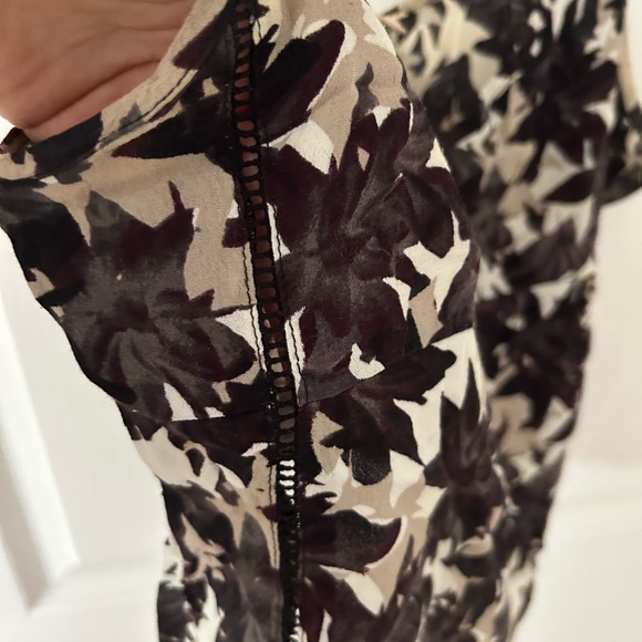 Aritzia Tank Top - Medium - Picture 4 of 5